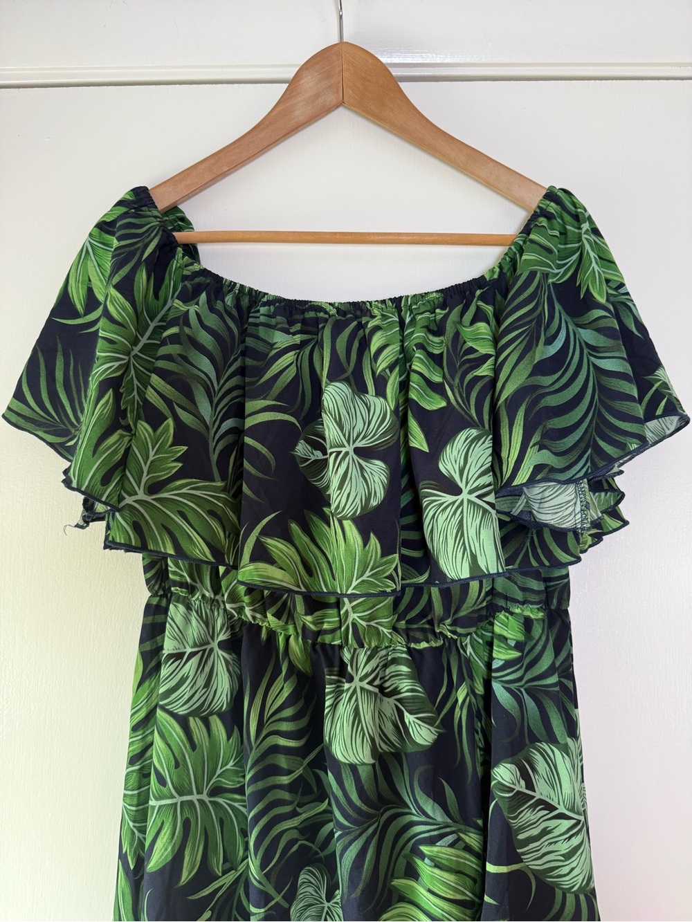 Cupshe Margot Tropical Palm Green Maxi Dress Resortwear Vacation Flirty Coquette - Picture 5 of 12